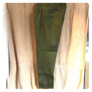 Women’s capris